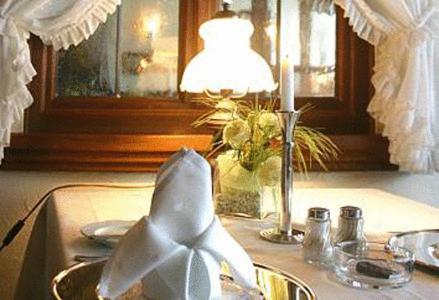 Hotel-Restaurant Esbach Hof Kitzingen Buitenkant foto